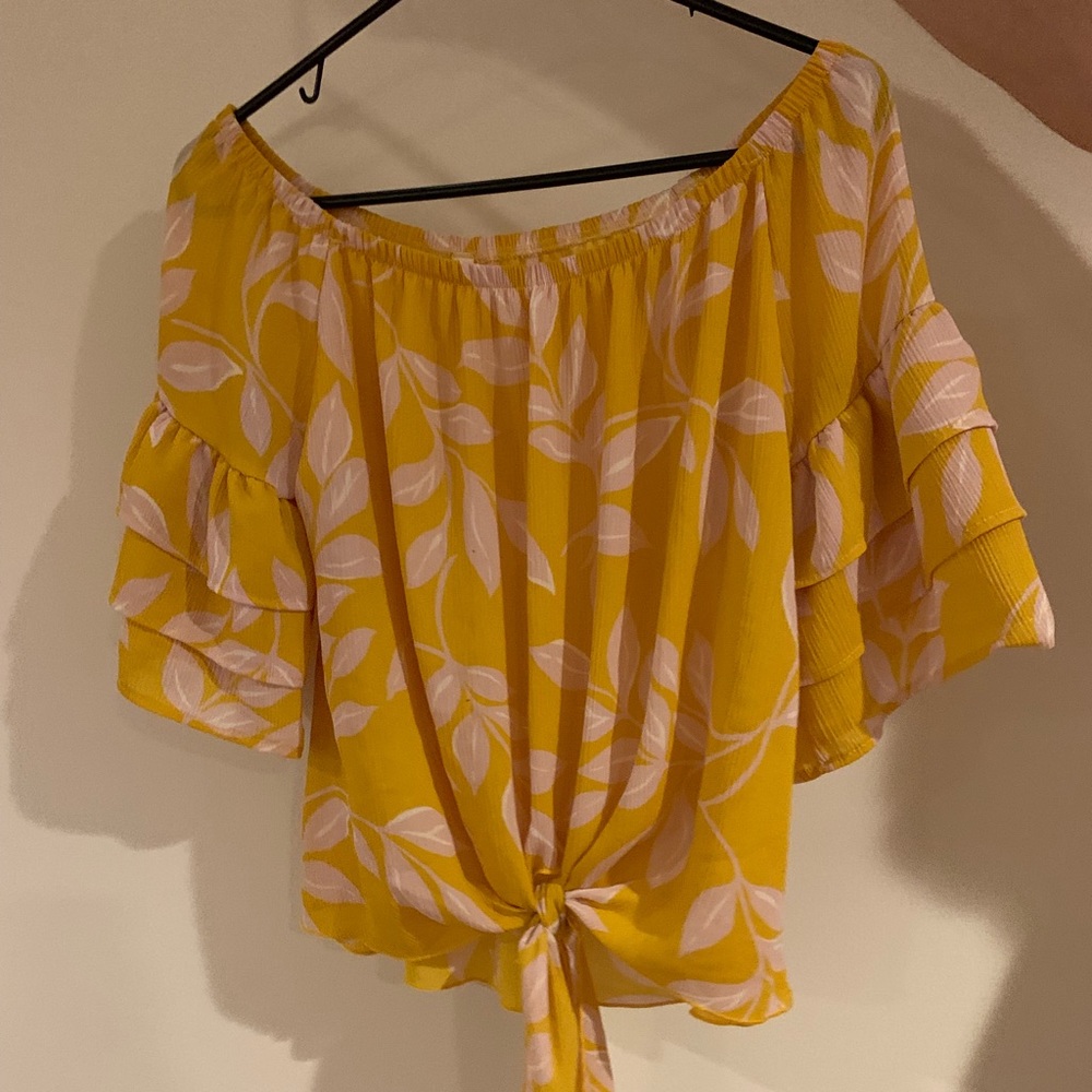 Yellow 3/4 sleeve off the shoulder shirt